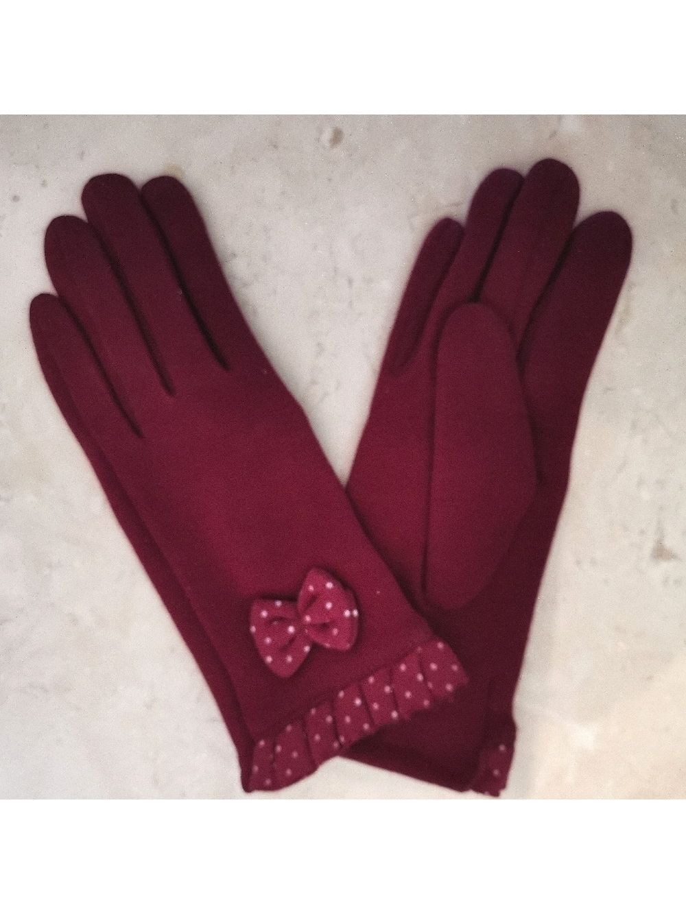 NWT ladies burgundy winter gloves ultrasoft